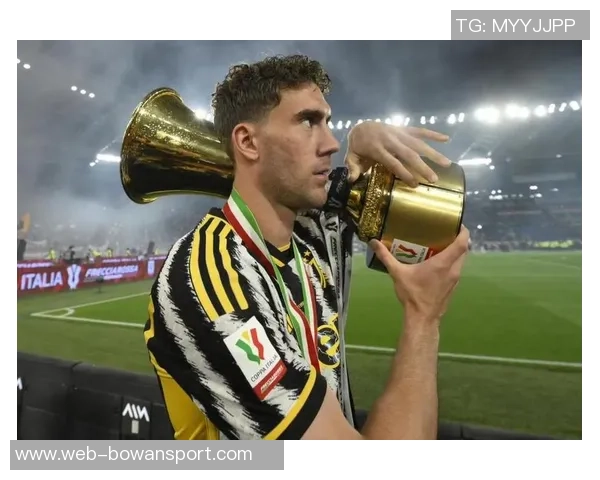 弗拉霍维奇领衔意甲新星崛起，助力球队争夺冠军荣耀与未来发展